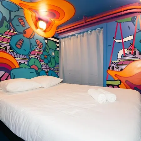Backstage Metro Hoteldeville - Clim - 14 Couchages Apartamento *